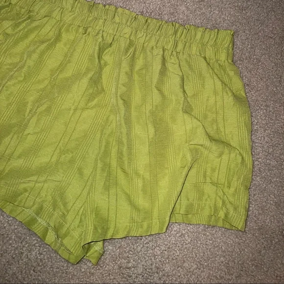 SHEIN Curve Dark Green Shorts size 5X - Picture 9 of 9